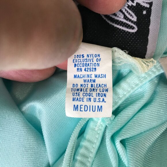 VINTAGE JOAN COLLINS- WOMEN'S MEDIUM - BLUE 2 PIECE NYLON NIGHT GOWN & ROBE SET - Picture 8 of 9